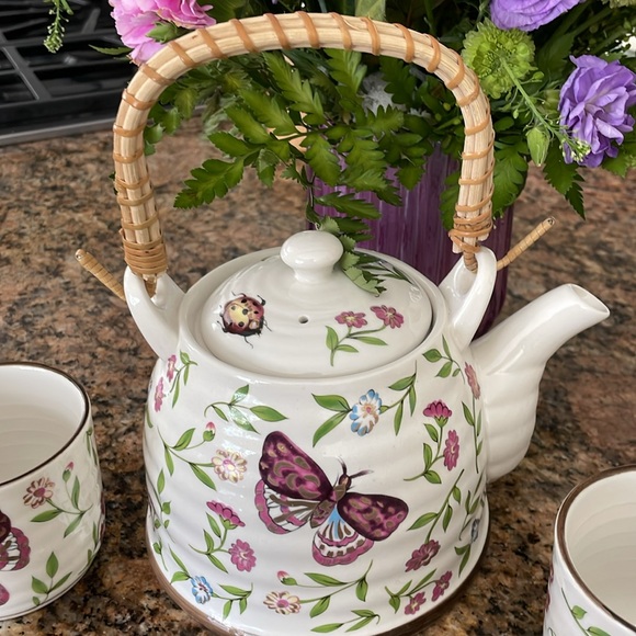 Teaopia set - wicker/bamboo like handle, strainer, 3 cups - butterflies - Picture 3 of 9